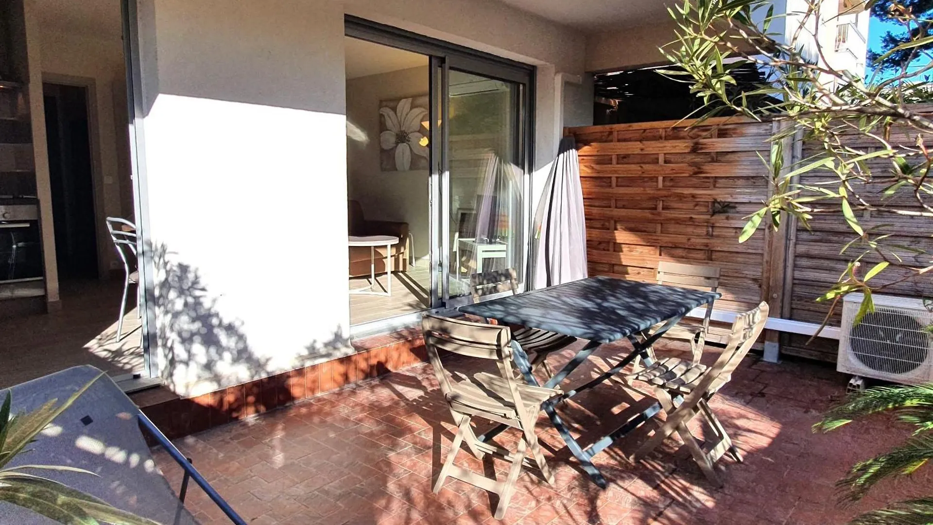 דירה Studio Avec Coin-Nuit, Terrasse Et Parking, Centre Sainte-Maxime, Proche Plages - 4 Pers. - Fr-1-780-61 צרפת